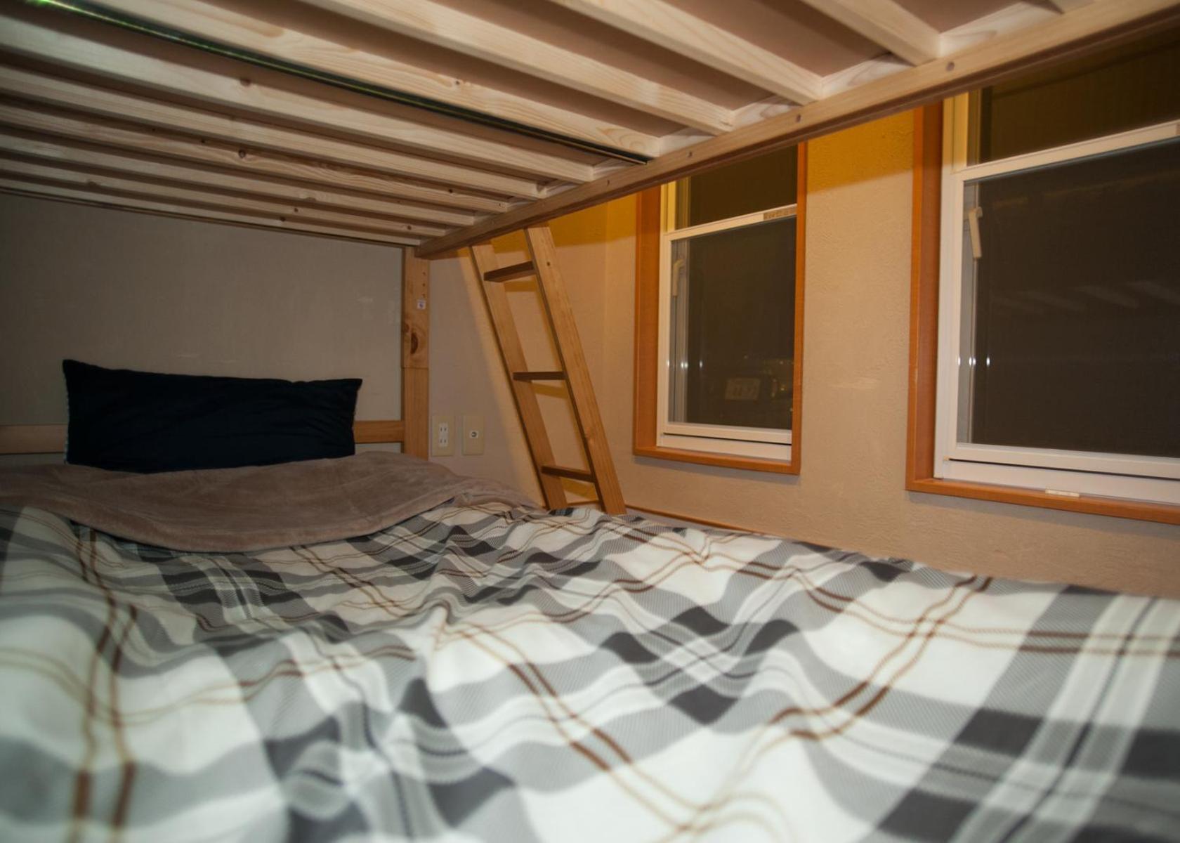 Ishigakijima Sunflower House Ishigaki  Экстерьер фото